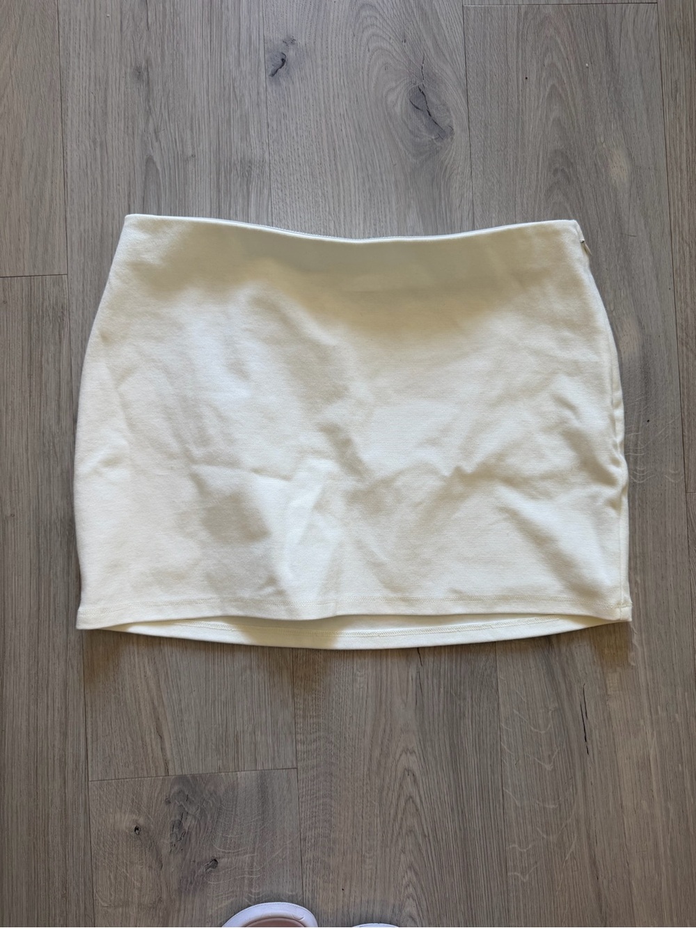 OAK + FORT Cream Mini Skirt